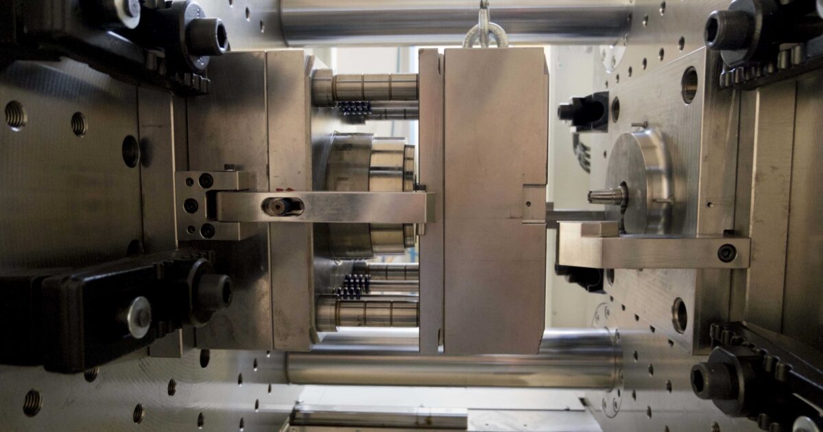 Lubricants for injection moulding | Interflon